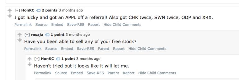 A subreddit where users were discussing the stocks they had received in exchange for referrals. One user indicated that they received Apple stock.