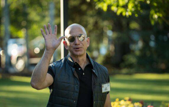 24 Lessons From Jeff Bezos’ Annual Letters To Shareholders