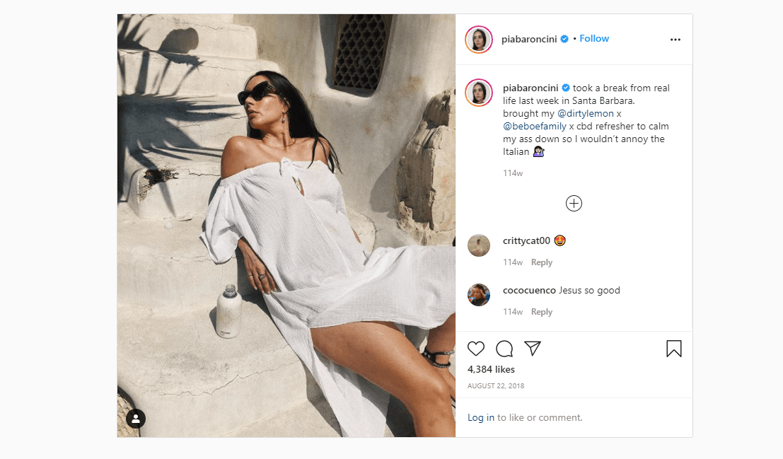 Nữ diễn viên Minka Kelly đăng trên Instagram hình ảnh của mình với nước có hương vị Chanh bẩn